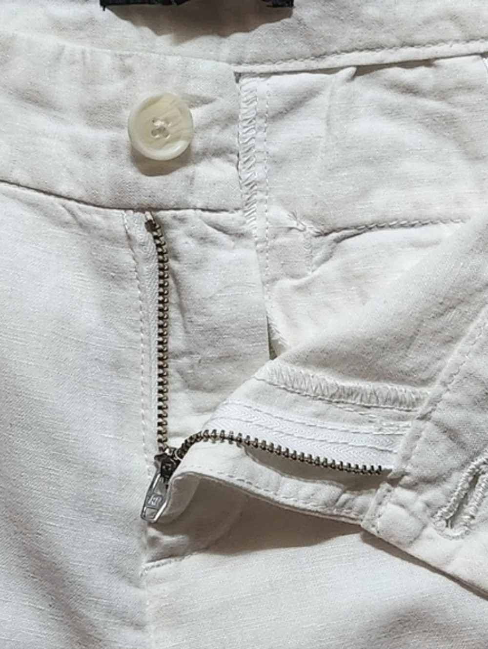 Banana Republic White Linen Blend Petite Cuffed Ankle Pants 6P Tailored Trouser